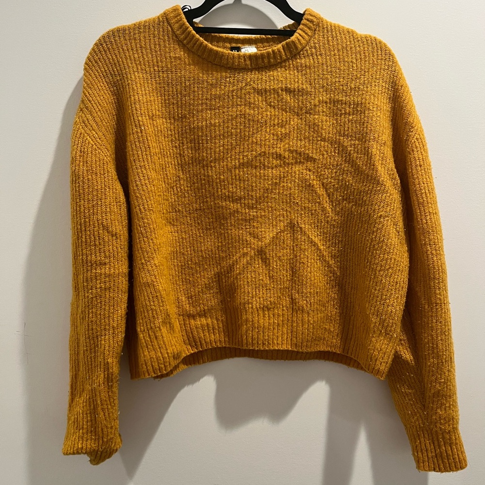 H&M Yellow Crew Neck Sweater Relaxed Fit